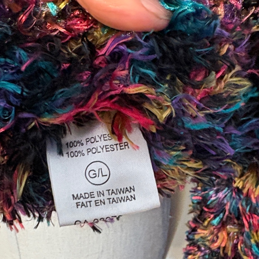 Cozy Multicolor Faux-Fur Cowl Neck Sweater - Picture 3 of 4